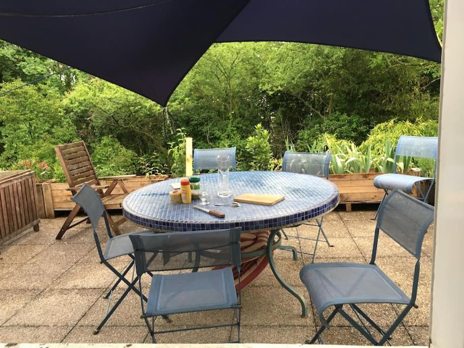 Villa Les Terrasses Dans La Nature Avec Piscine A 2 Pas De Lyon, Metro A 15Mn A Pied Pour Lyon Centre En 10Mn Ou Bus A 300M Pour Lyon Centre Oullins Bagian luar foto